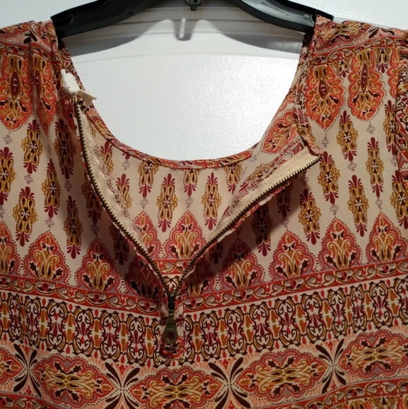 Orange and Tan Patterned Blouse - Picture 4 of 4